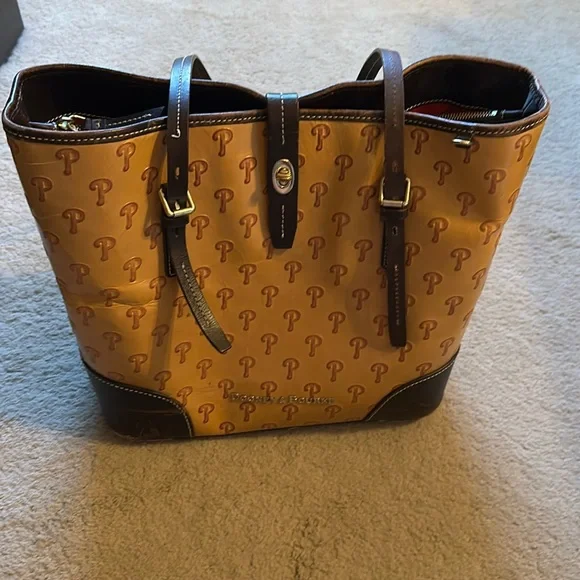 Phillies Dooney and Bourke bag
